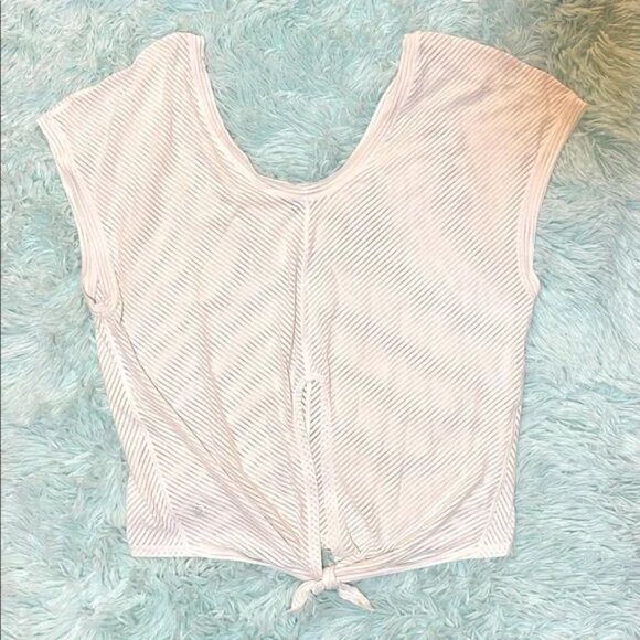 Lululemon White Mesh Sriped Workout Top Size M - Picture 2 of 3